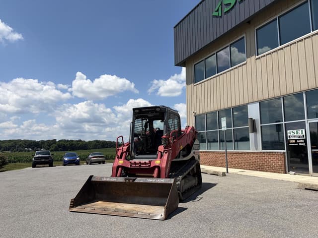 Image of Takeuchi TL12V2 equipment image 2
