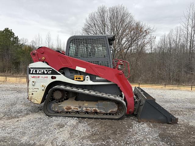 Image of Takeuchi TL12V2 equipment image 2