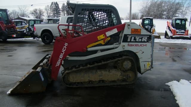 Image of Takeuchi TL6R equipment image 2