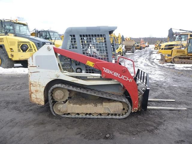 Image of Takeuchi TL8 equipment image 2