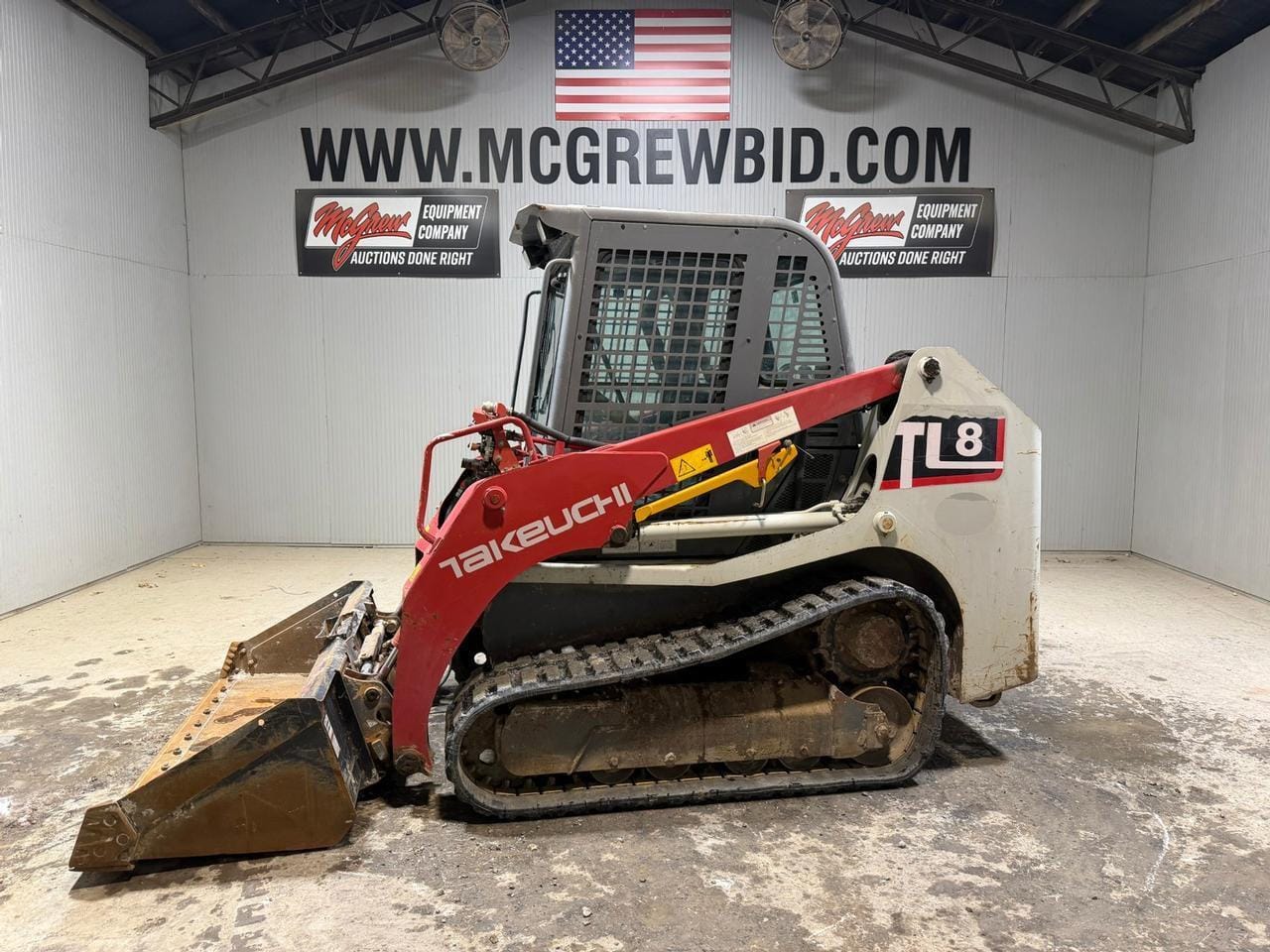 2017 Takeuchi TL8 Equipment Image0