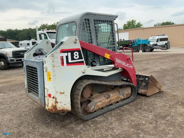Image of Takeuchi TL8 equipment image 2
