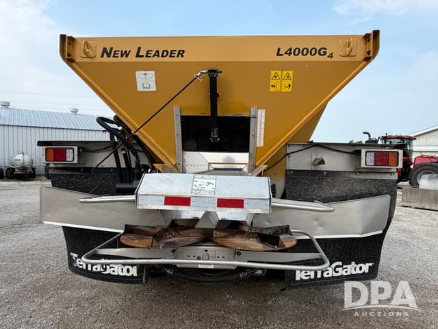 Image of Terra-Gator TG7300B equipment image 4