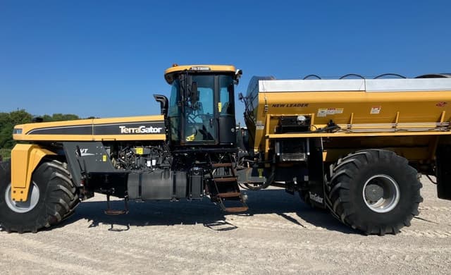 Image of Terra-Gator TG8300B equipment image 1