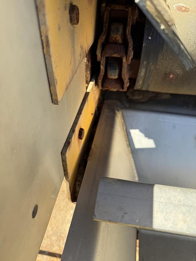 Image of Terra-Gator TG7300B equipment image 1