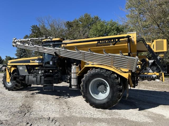 Image of Ag-Chem Terra-Gator 8300 equipment image 4
