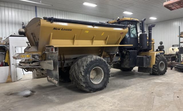 Image of Terra-Gator TG8400B equipment image 1