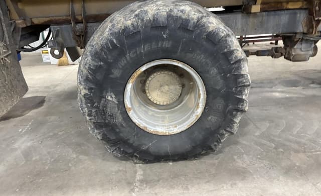 Image of Terra-Gator TG8400B equipment image 4