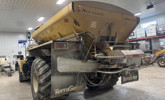 Image of Terra-Gator TG8400B equipment image 2