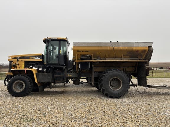 Image of Terra-Gator TG8400C equipment image 2