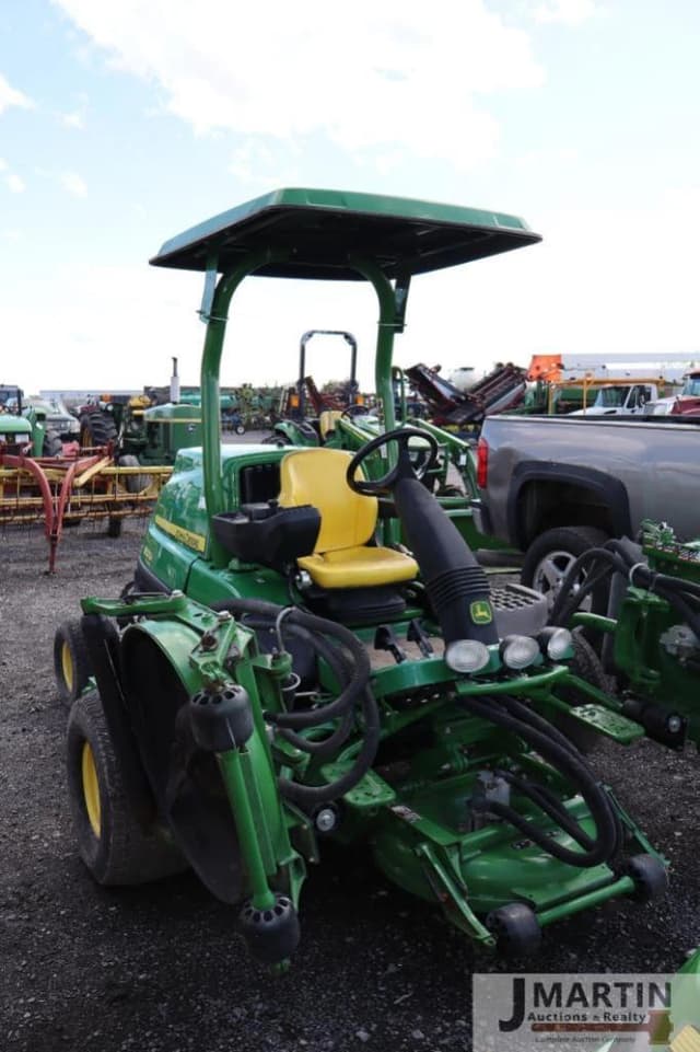 Image of John Deere 9009A equipment image 2