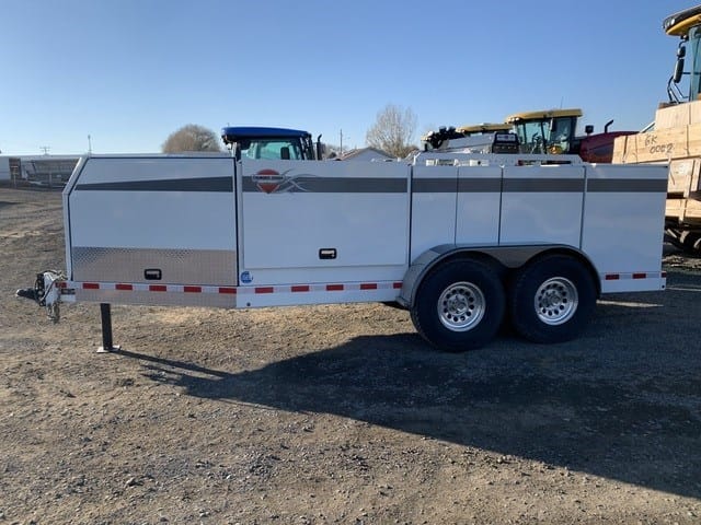 2017 Thunder Creek SLT10K Equipment Image0