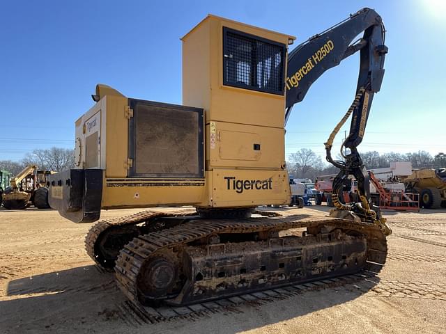 Image of Tigercat H250D equipment image 2