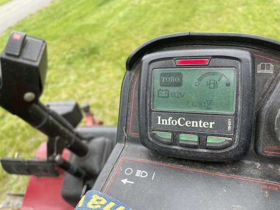 Image of Toro Groundsmaster 4000D equipment image 2