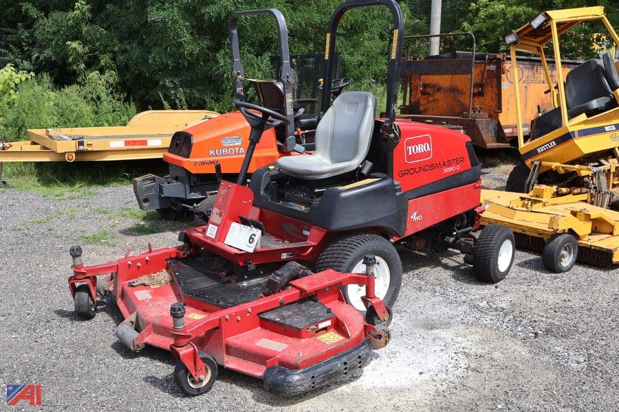 Image of Toro Groundsmaster 3280-D Primary image