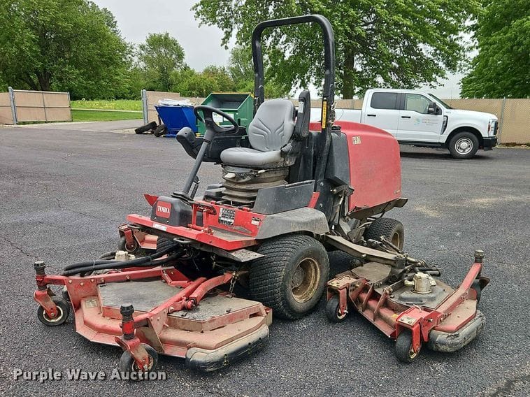 2017 Toro Groundsmaster 4000D Equipment Image0