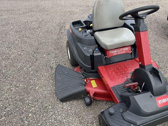 Image of Toro Timecutter SW5000 equipment image 4
