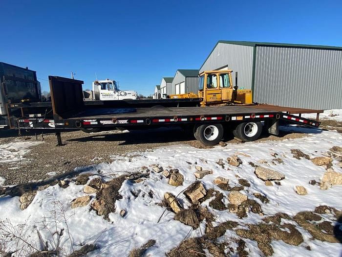 2017 Towmaster T-20 Equipment Image0