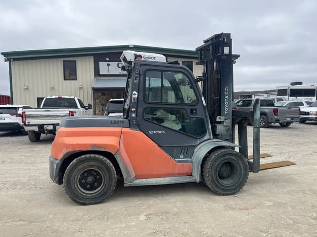 Image of Toyota 8FD70U equipment image 4