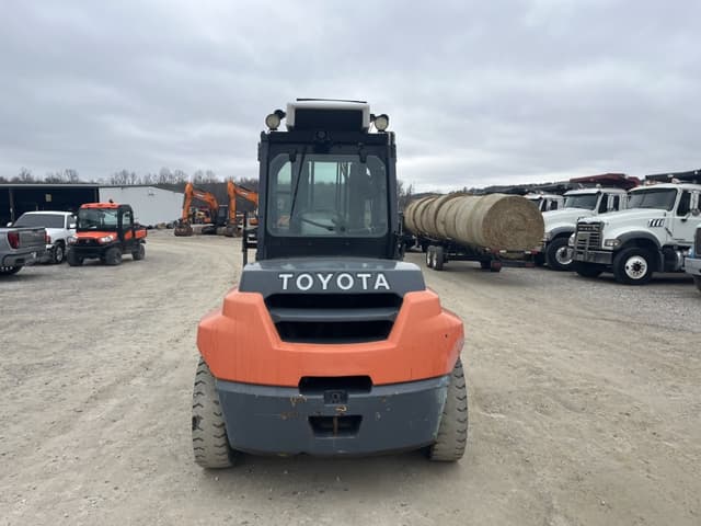 Image of Toyota 8FD70U equipment image 2