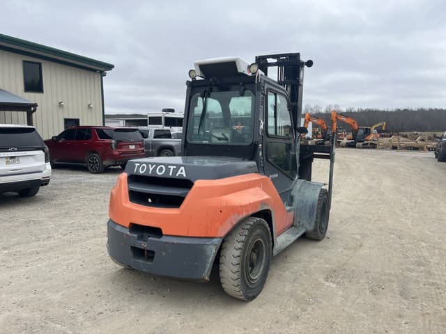 Image of Toyota 8FD70U equipment image 3