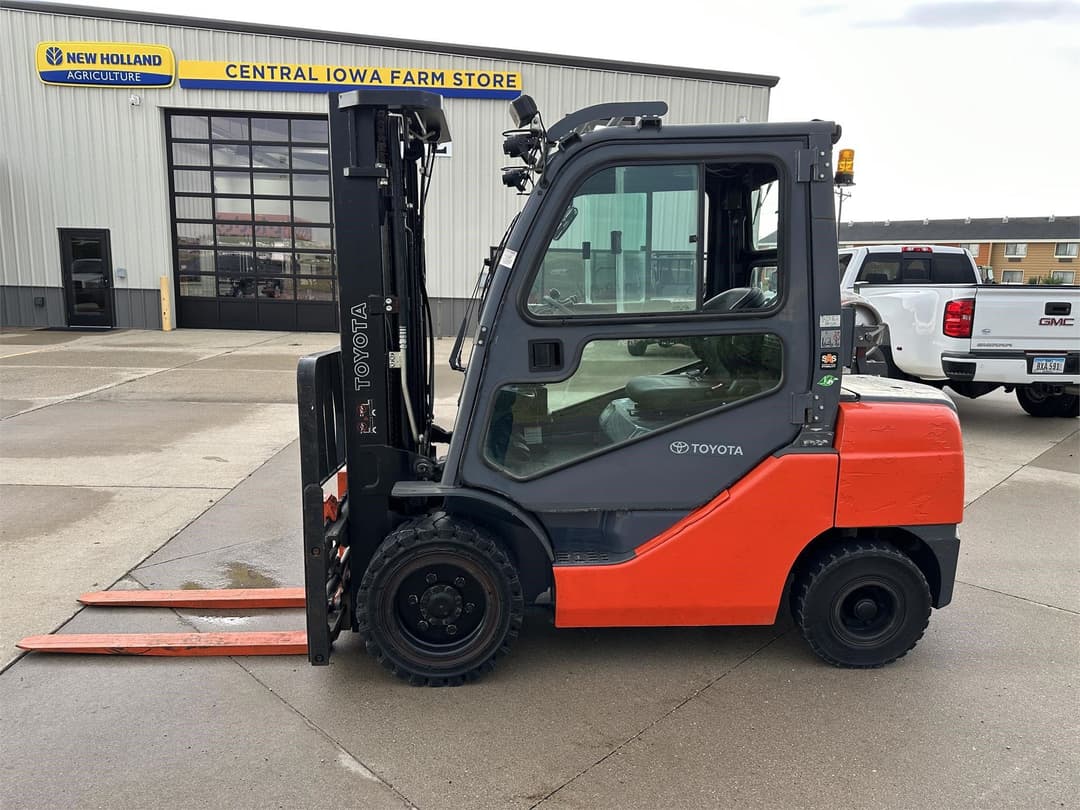 Image of Toyota 8FGU30 Primary image