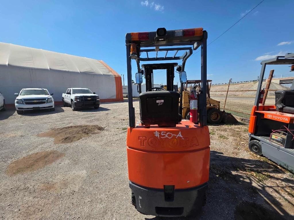 2017 Toyota 7FBCU18 Equipment Image0