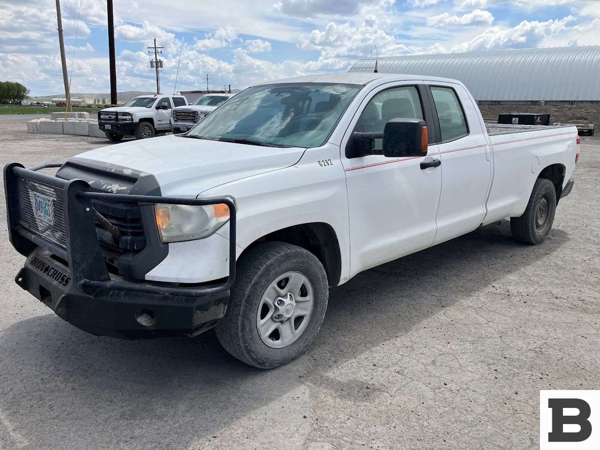 2017 Toyota Tundra Equipment Image0