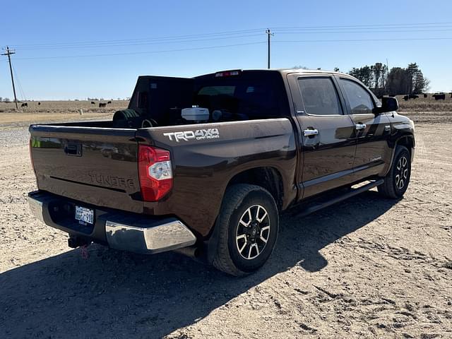 Image of Toyota Tundra equipment image 4