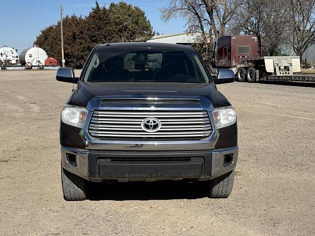 Image of Toyota Tundra equipment image 2