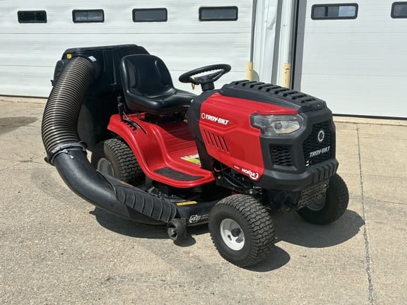 2017 Troy Bilt Horse Equipment Image0