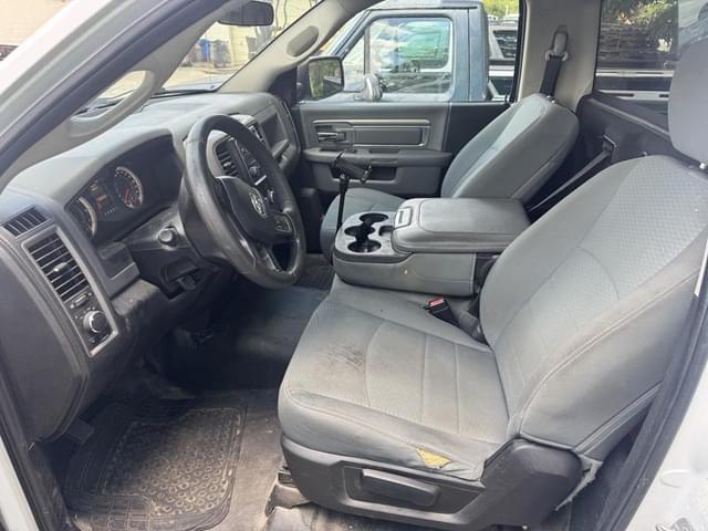 Image of Dodge Ram 1500 equipment image 4