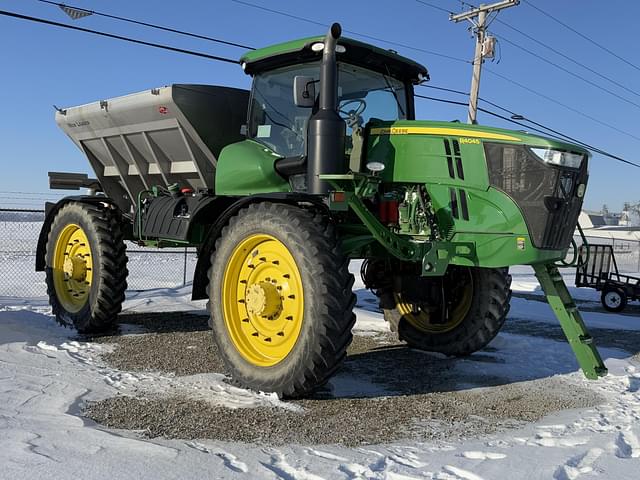 Image of John Deere R4045 equipment image 1