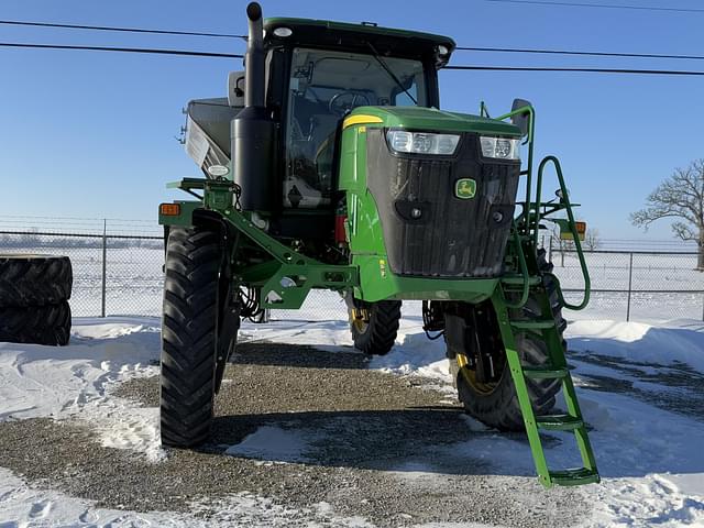 Image of John Deere R4045 equipment image 4