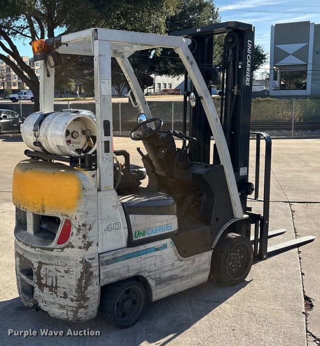 Image of Unicarriers 40 equipment image 4
