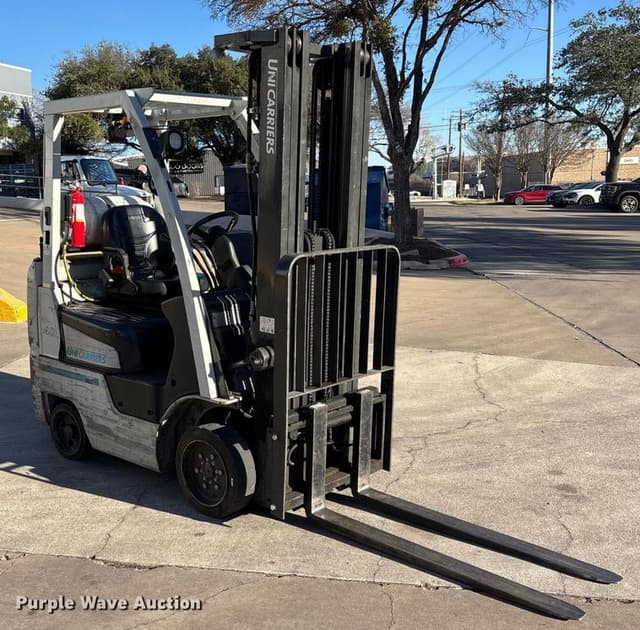 Image of Unicarriers 40 equipment image 2