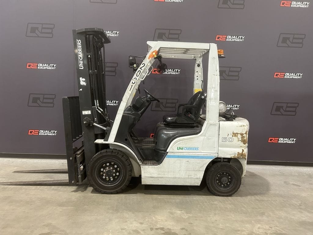 2017 Unicarriers PF50 Equipment Image0