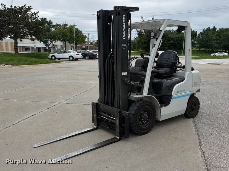 2017 Unicarriers PF50 Equipment Image0
