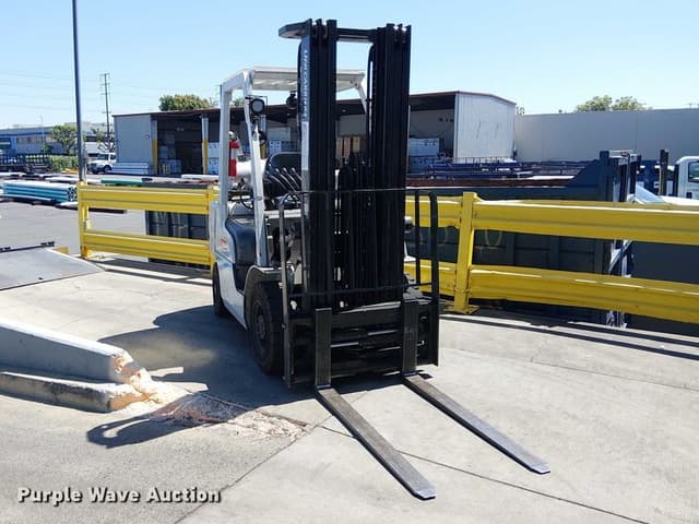 Image of Unicarriers PF50 equipment image 2