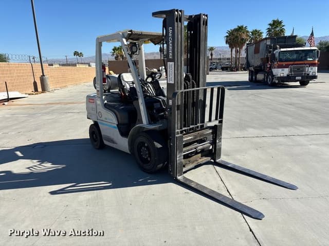 Image of Unicarriers PF60 equipment image 2