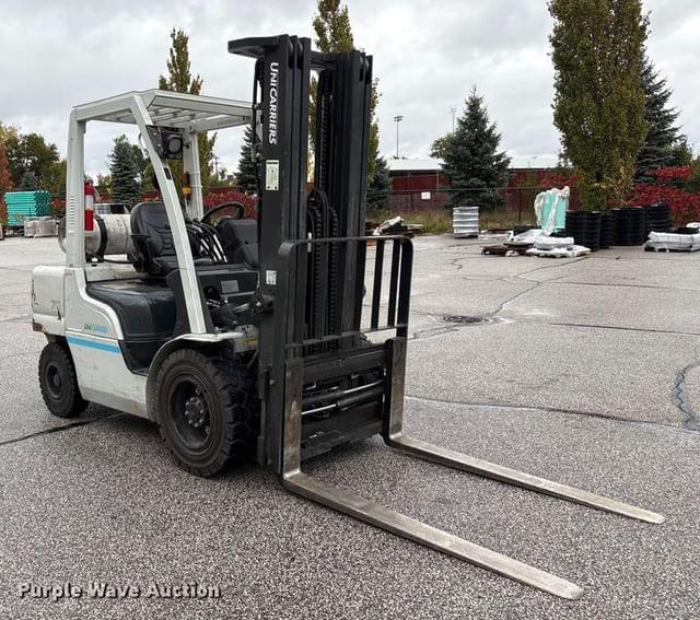 Image of Unicarriers PF70 equipment image 2
