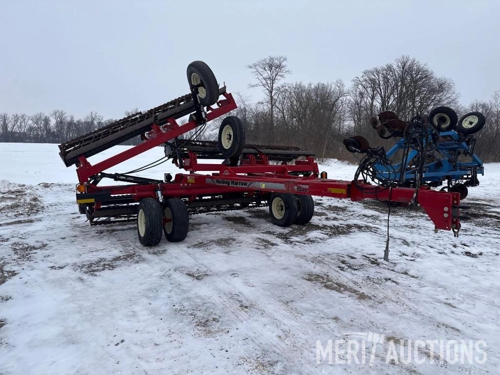 2017 Unverferth 1245 Equipment Image0