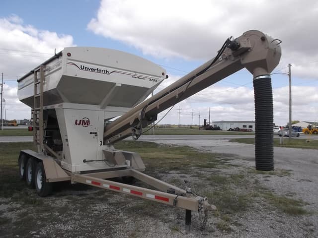 Image of Unverferth Seed Runner 3755 equipment image 3