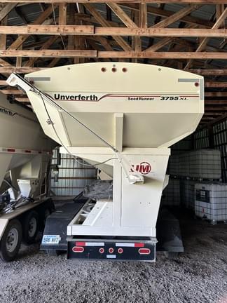 Image of Unverferth Seed Runner 3755XL equipment image 2