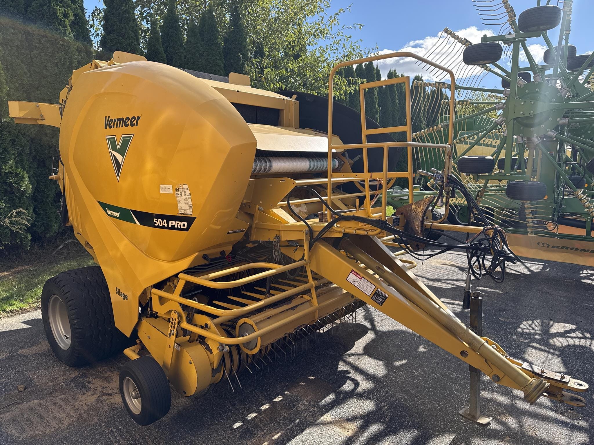 2017 Vermeer 504 Pro Equipment Image0