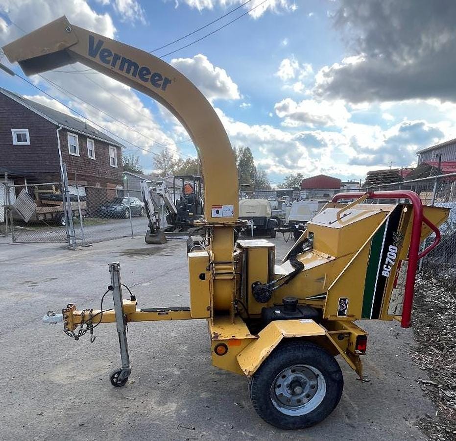 2017 Vermeer BC700XL Equipment Image0