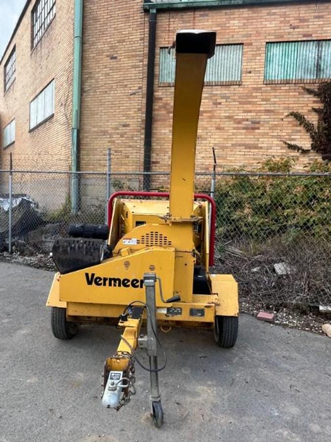 2017 Vermeer BC700XL Equipment Image0