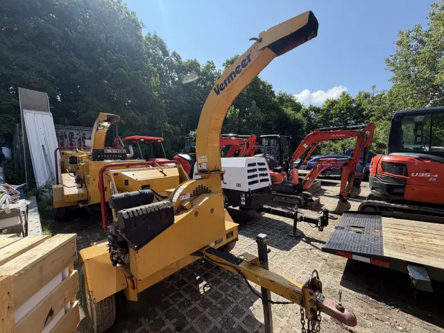 Image of Vermeer BC700XL equipment image 2