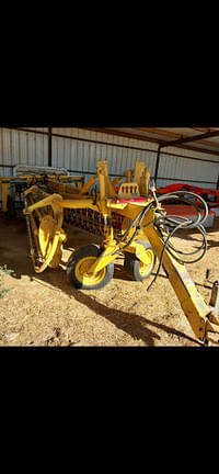 Image of Vermeer R2800 equipment image 4