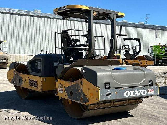 Image of Volvo DD120C equipment image 2